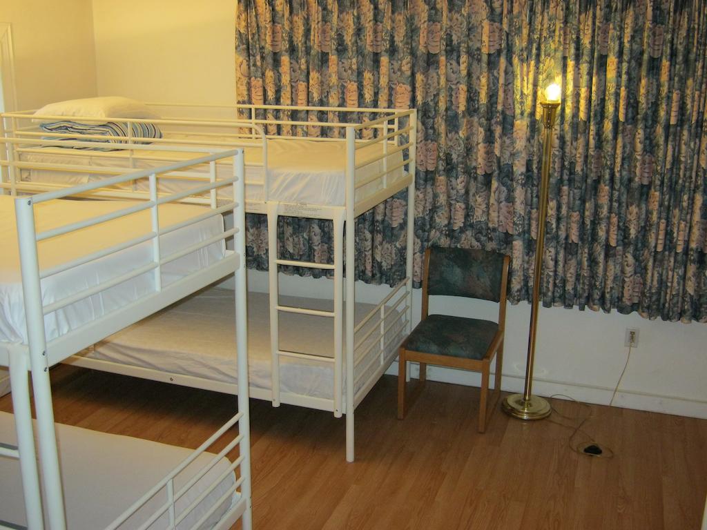 Kelowna Okanagan Lake Hostel Eksteriør bilde