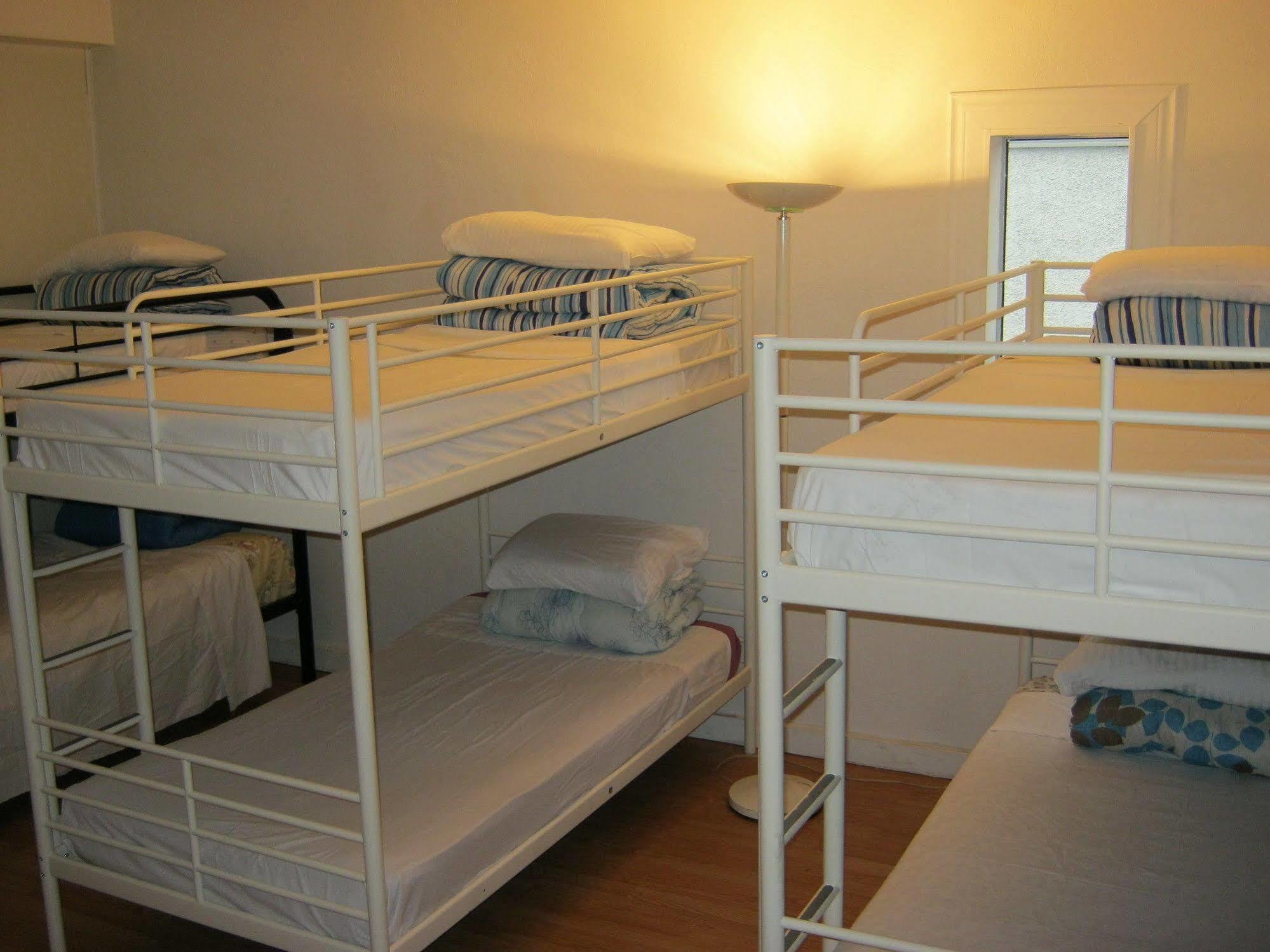 Kelowna Okanagan Lake Hostel Eksteriør bilde